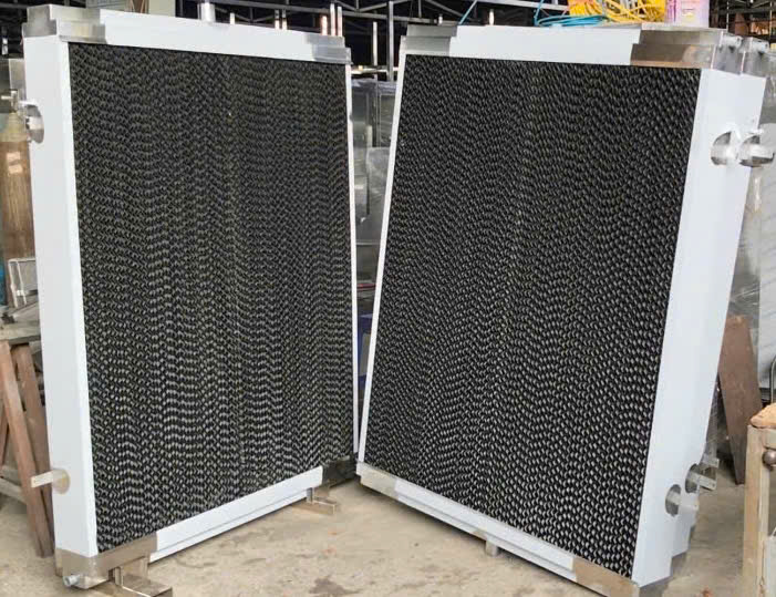 z7799282124674_f3d74f4bce3addbbd695924194475b65 Khung tấm làm mát cooling pad